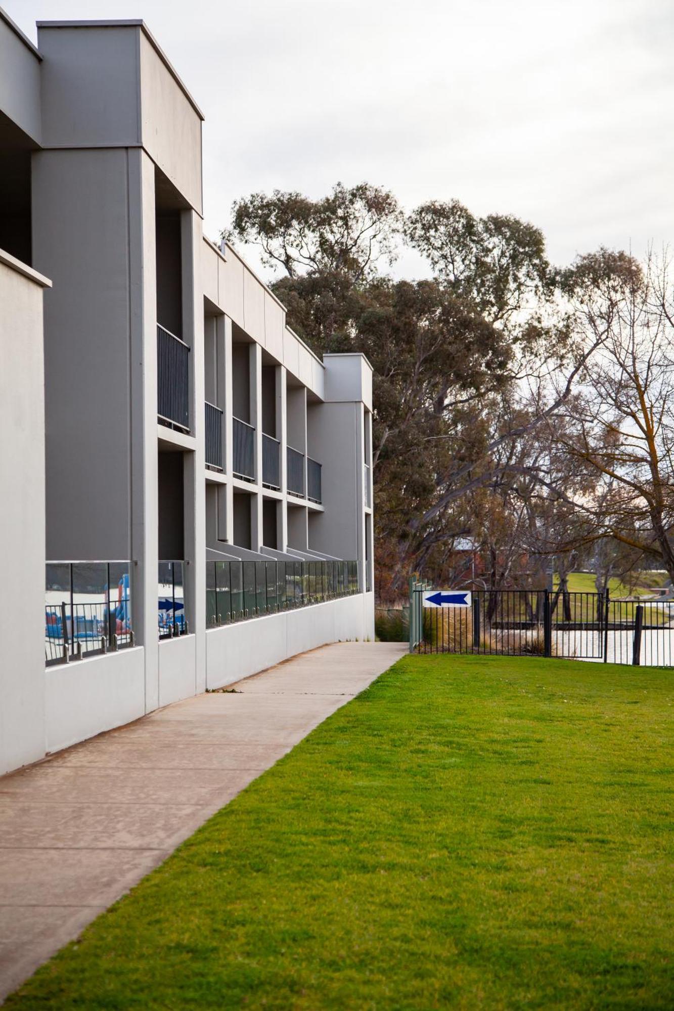 Nagambie Waterfront Motel المظهر الخارجي الصورة